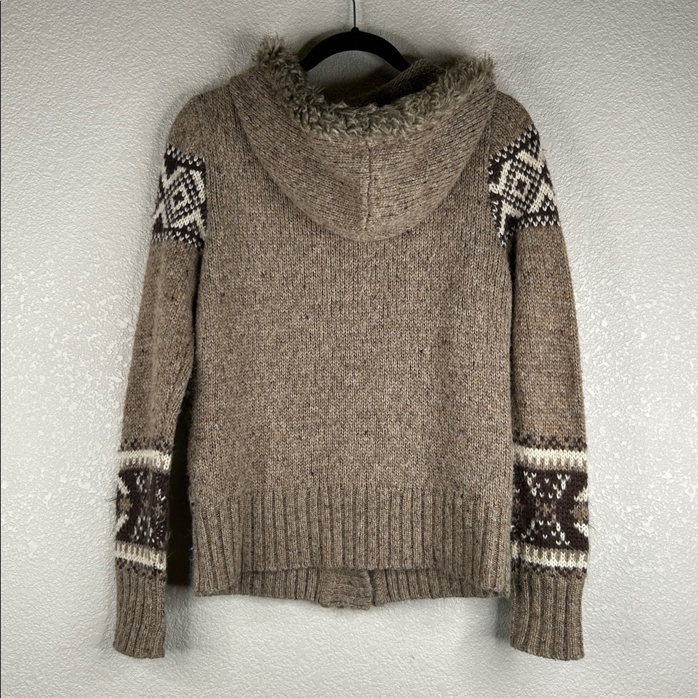 St. John's Bay Tan Knit Fair Isle Norway Style Faux Fur Hoodie Button Sweater - Picture 5 of 7